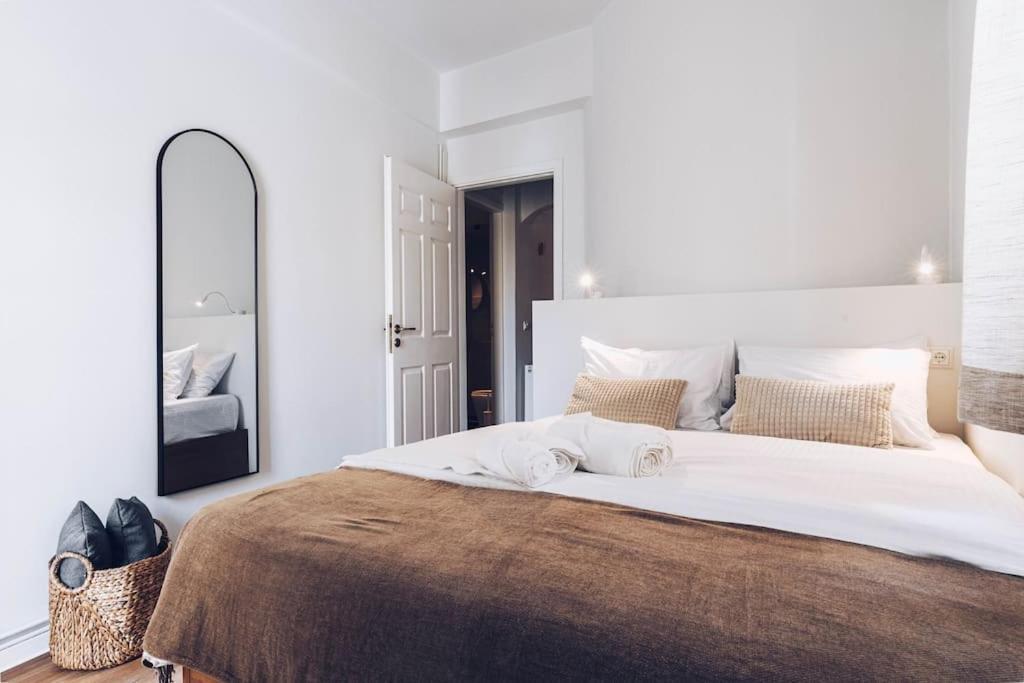 Апартаменты The Repose Aesthetic Apt. R1 Ираклион Экстерьер фото